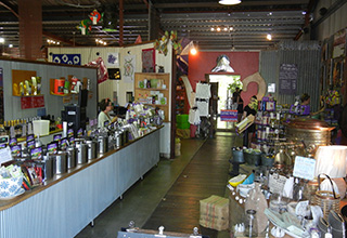 地元＆各地のコーヒー豆が集まるコーヒーワールドの写真